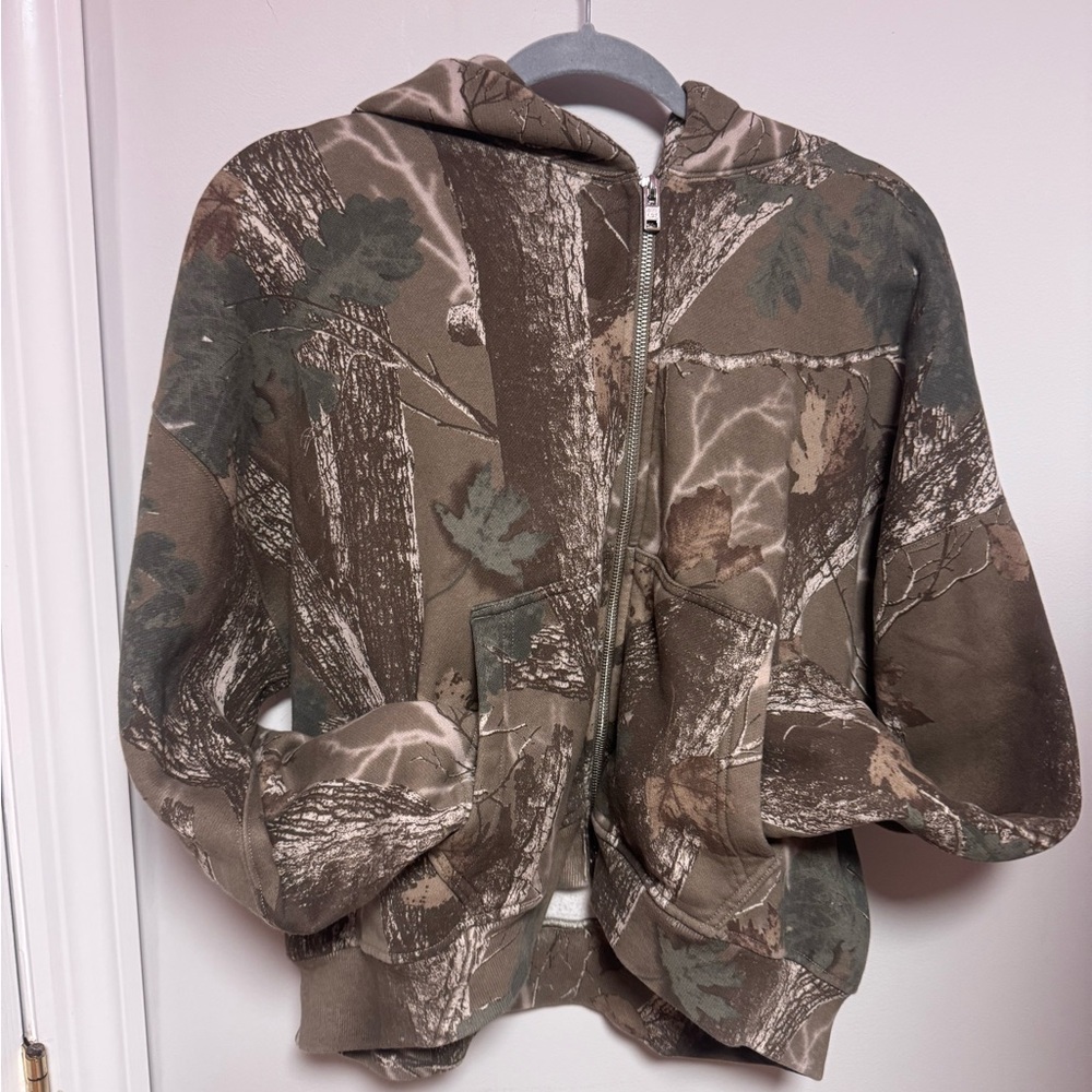 Abercrombie & Fitch Earthy Camo Hoodie